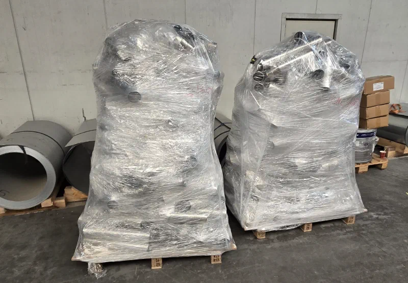 Verpakte cladding-stukken op pallets
